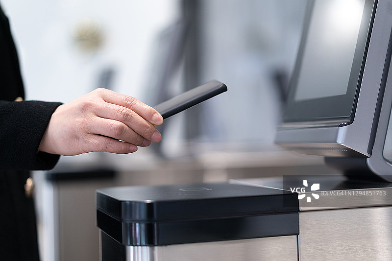 手机安检图片素材