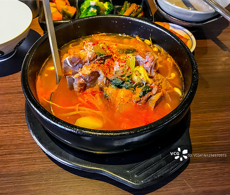 韩式猪脊骨醒酒汤图片素材