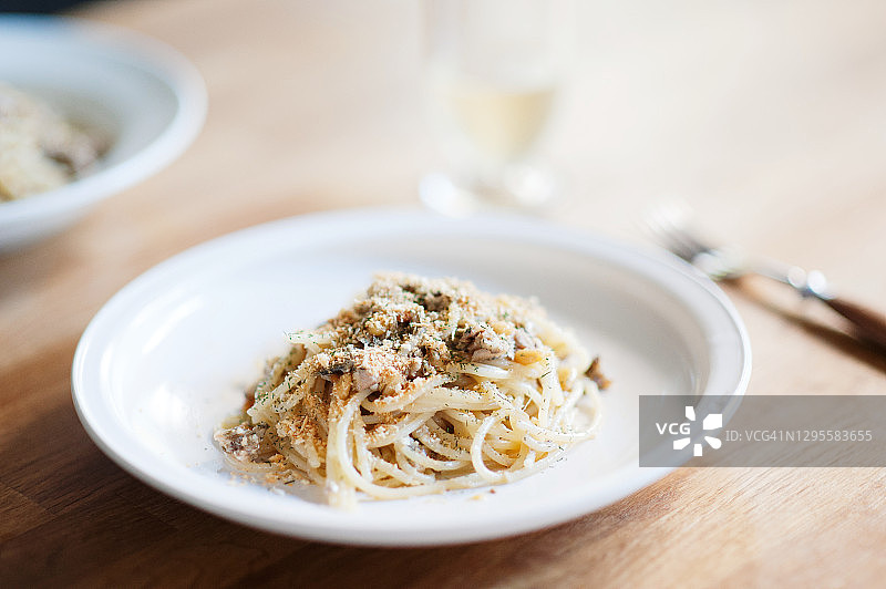 沙丁鱼茴香籽意面图片素材