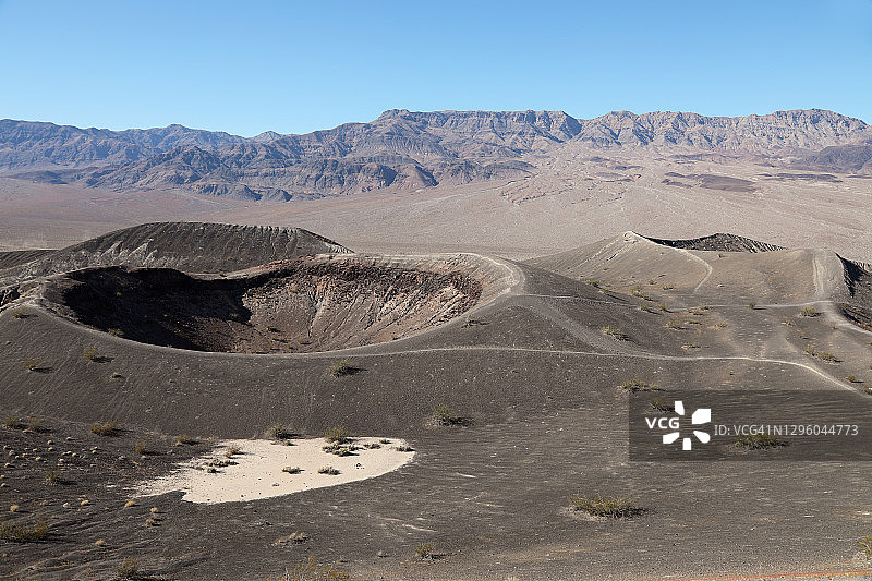 死亡谷的Ubehebe火山口图片素材