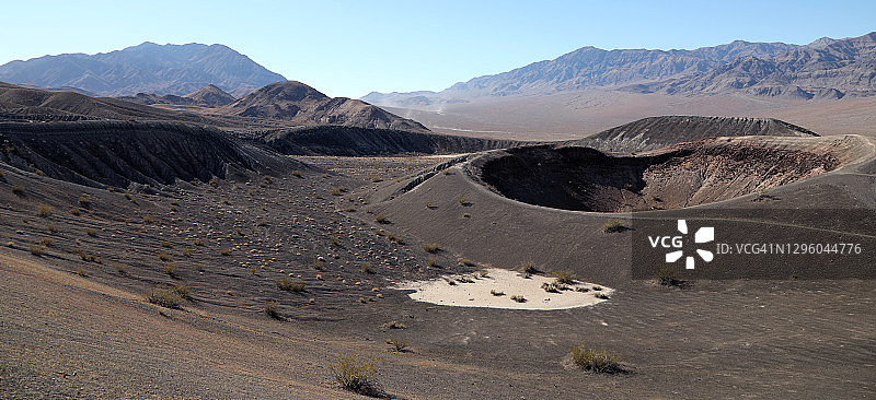 死亡谷的Ubehebe火山口图片素材