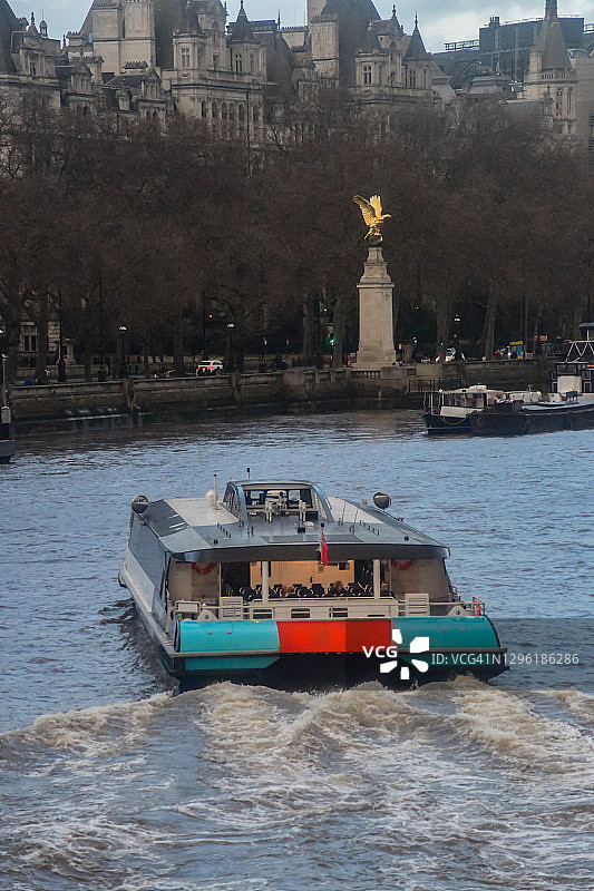 堤岸渡轮图片素材