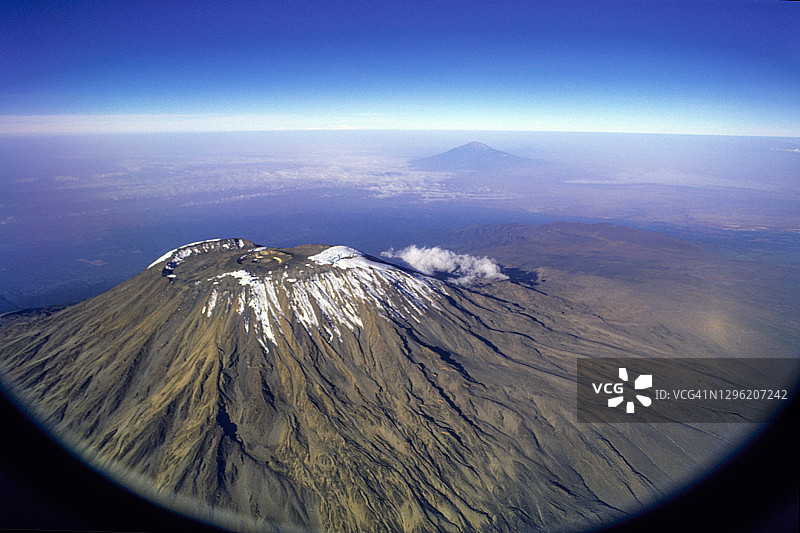 乞力马扎罗山图片素材