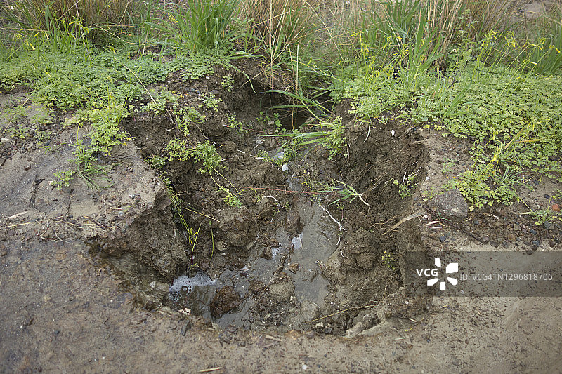 希腊降雨造成的土壤侵蚀图片素材