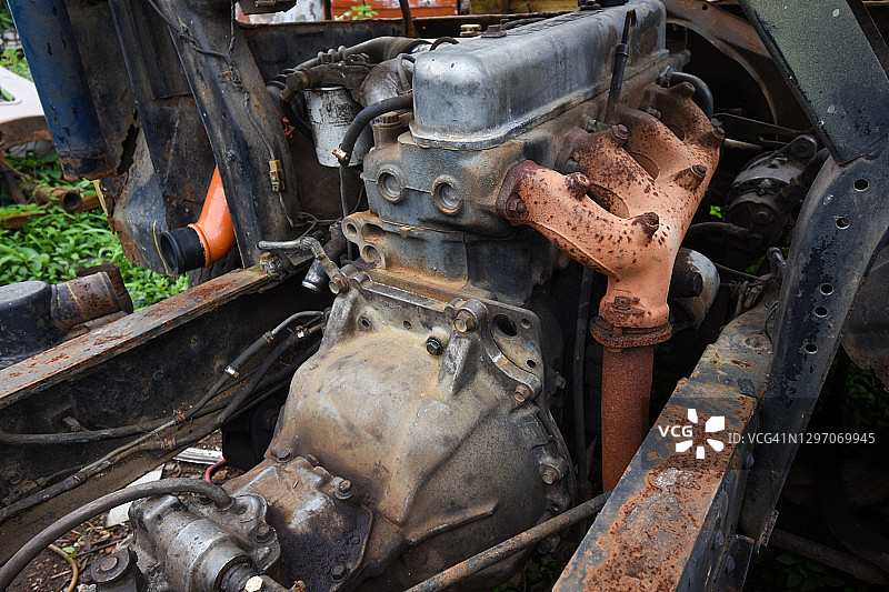 旧汽车发动机图片素材