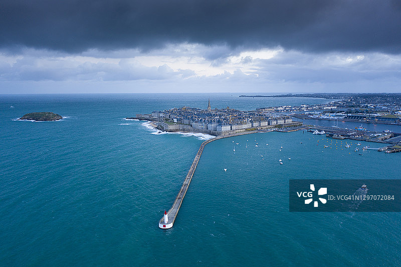 圣马洛日出大潮航拍图图片素材
