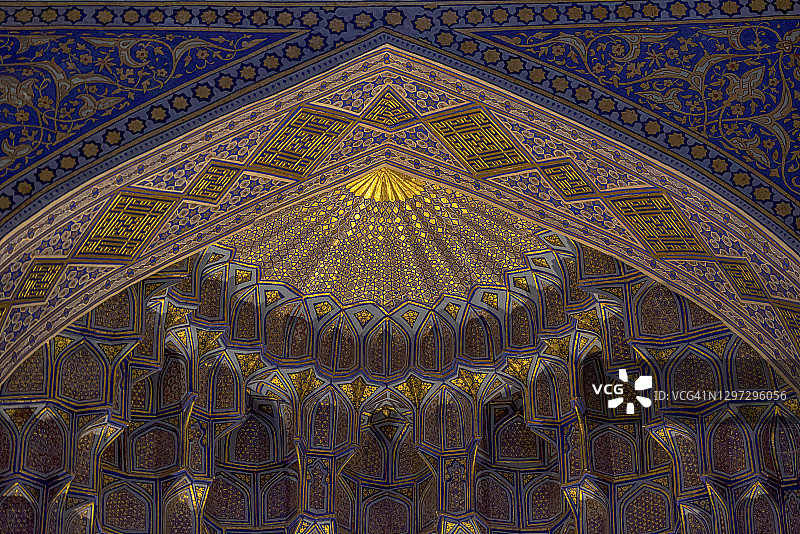 乌兹别克斯坦撒马尔罕古尔·埃米尔陵墓内的瓷砖图片素材