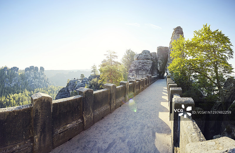 德国萨克森瑞士国家公园的巴斯泰桥图片素材