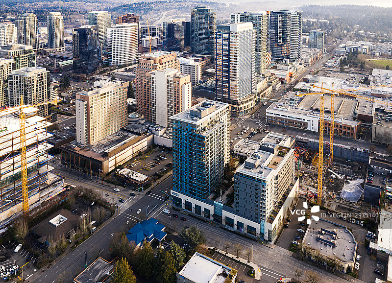 贝尔维尤市中心鸟瞰图图片素材