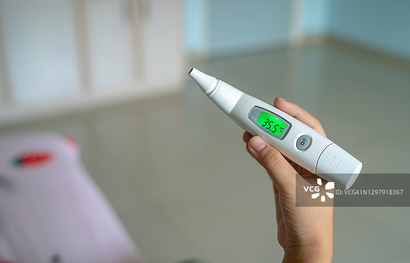 体温计特写图片素材