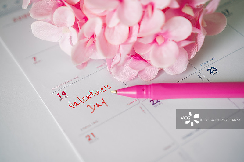 情人节：日历上的2月14日特写图片素材