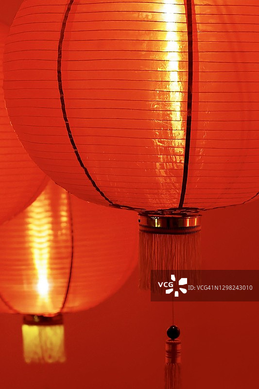 红色中式灯笼图片素材