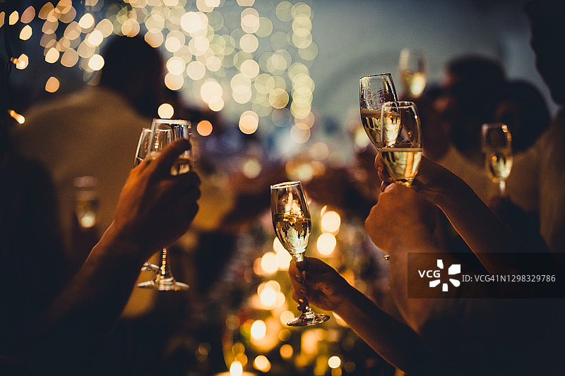 婚礼祝酒香槟剪影图片素材