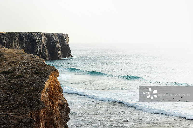 葡萄牙阿尔加维萨格雷斯海滩图片素材