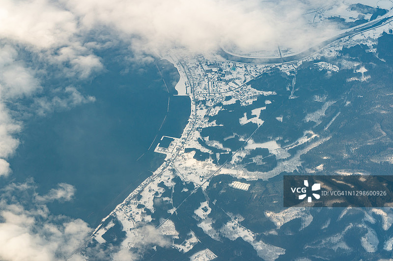 从飞机上俯瞰日本青森县陆奥市图片素材