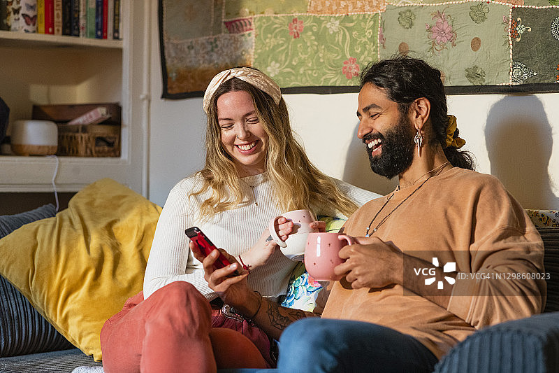 社交媒体动态图片素材