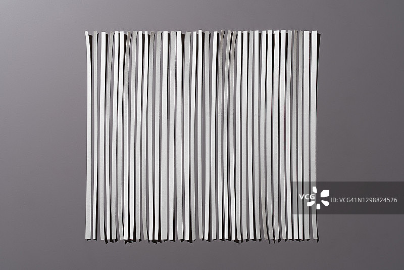 整齐拼接的碎纸图片素材