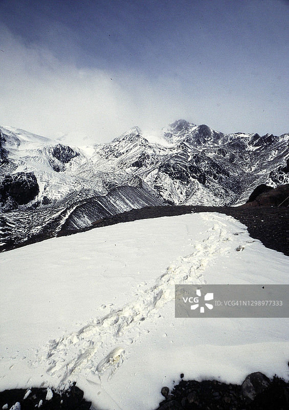 意大利多洛米蒂山峰攀登图片素材