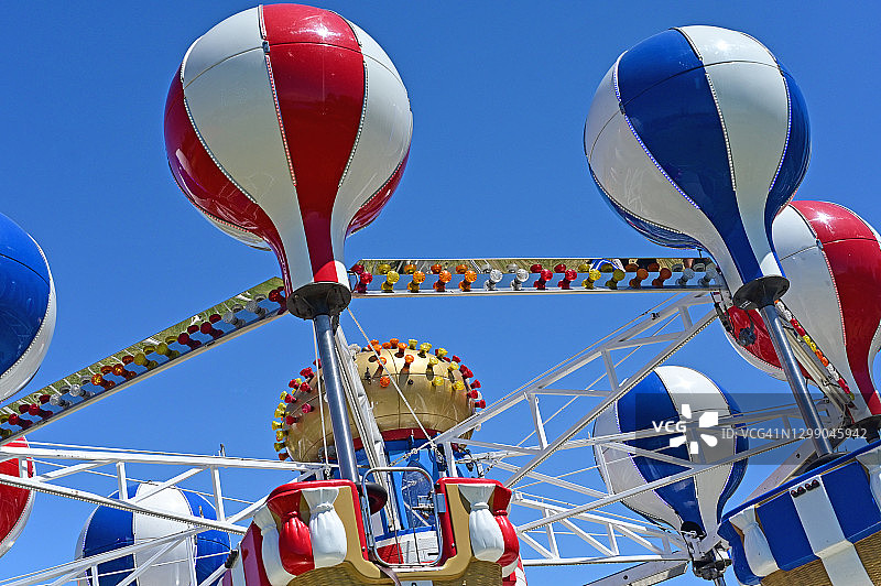 月神公园旋转秋千图片素材