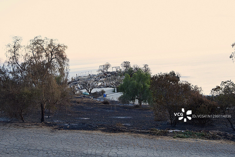 野火造成的财产损失图片素材
