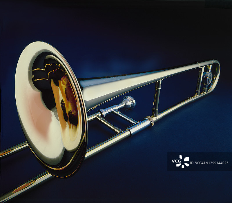 次中音长号图片素材