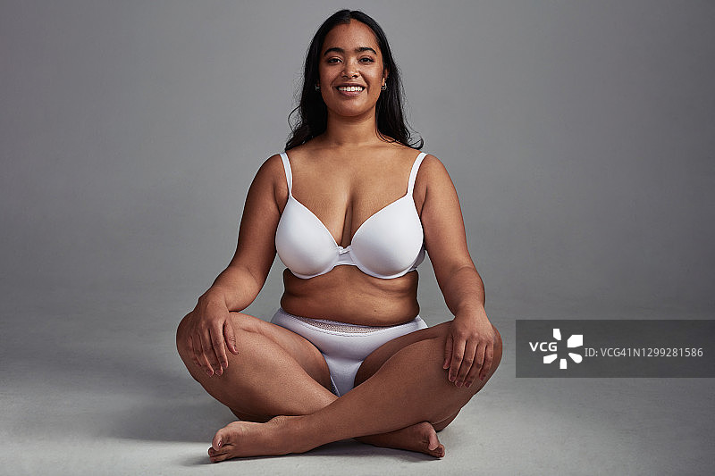 爱自己，也要不断进步图片素材