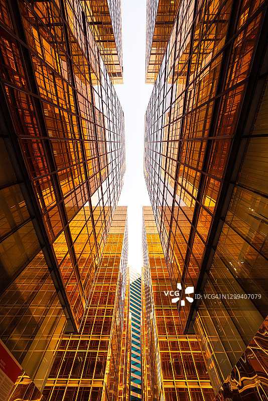 城市摩天大楼仰视图片素材