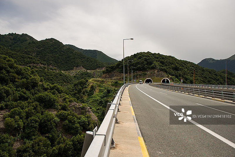 汽车高速公路图片素材