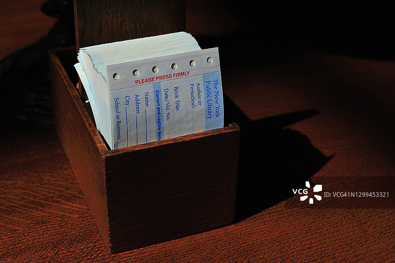 纽约公共图书馆总馆的木盒书签，位于纽约市曼哈顿第五大道图片素材