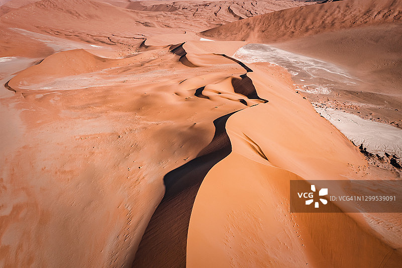 纳米比亚苏丝斯黎沙丘航拍图片素材