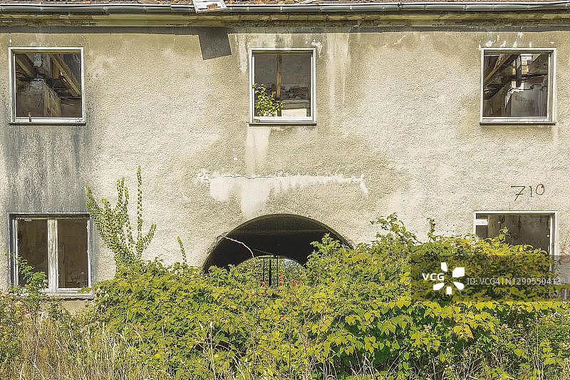 德国北莱茵-威斯特法伦州鲁尔区矿工聚居地的废弃房屋图片素材