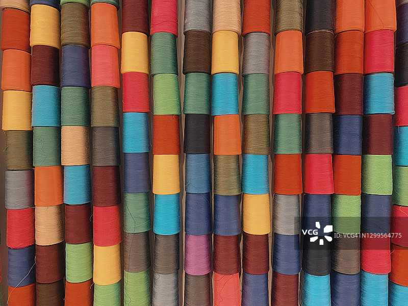 色彩鲜艳的编织物图片素材