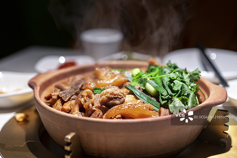 砂锅牛杂图片素材