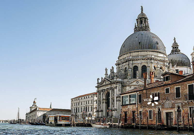威尼斯圣玛丽亚德拉萨卢特教堂图片素材