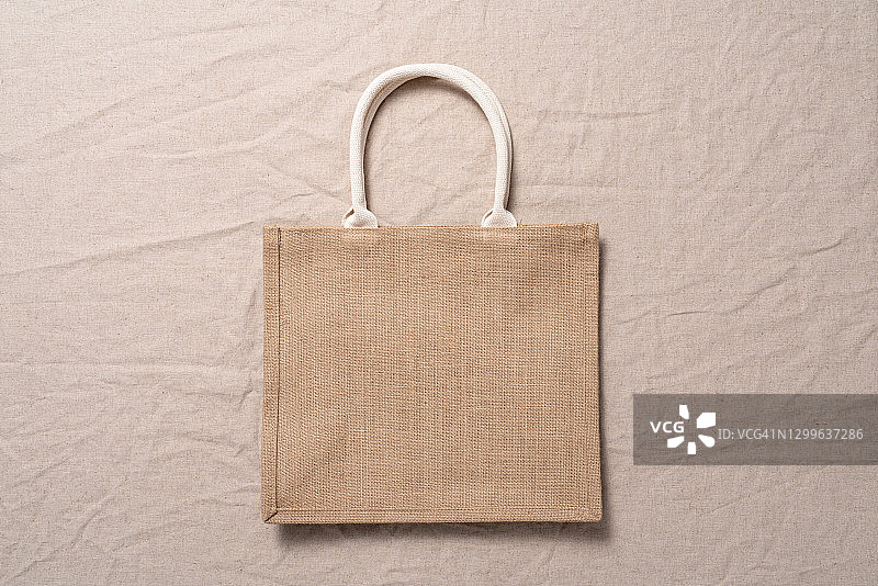 环保可重复使用黄麻购物袋图片素材
