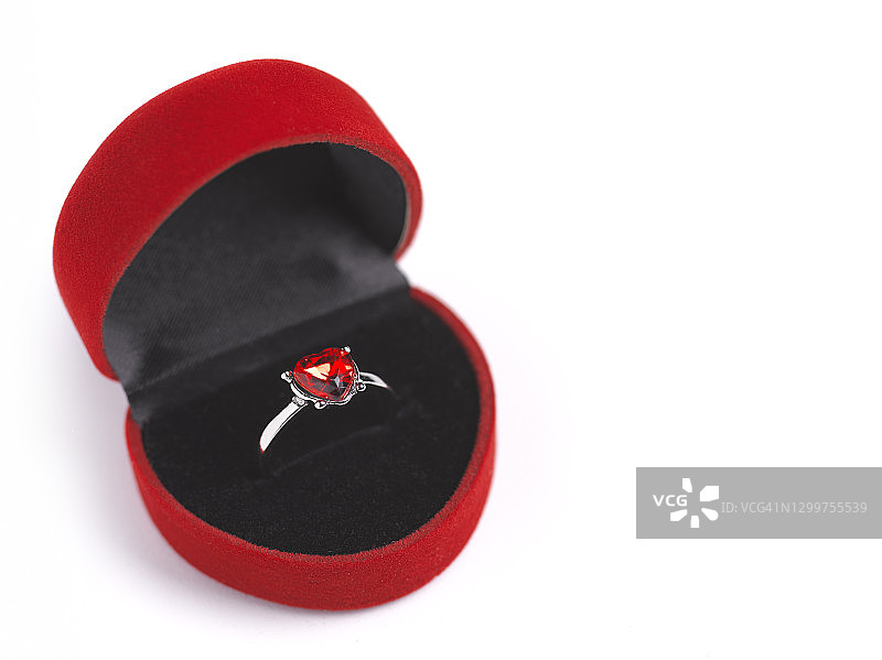 情人节戒指图片素材