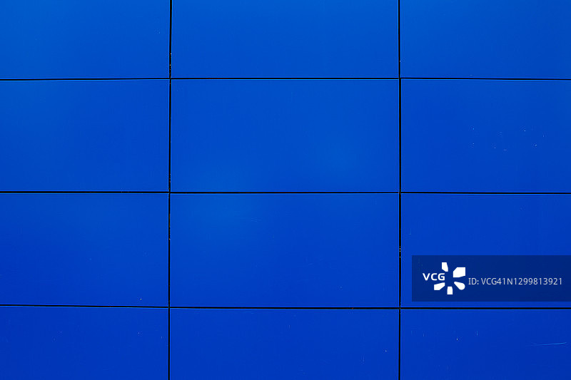 蓝色矩形外墙背景图片素材