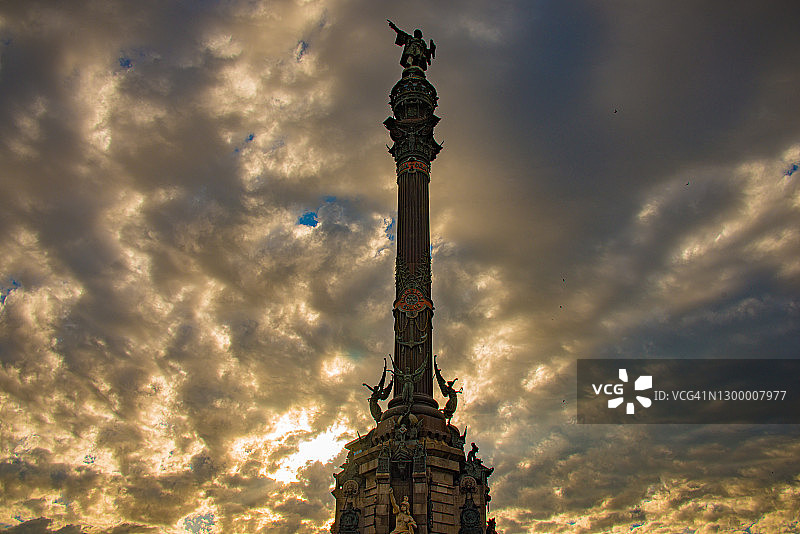 西班牙巴塞罗那的哥伦布纪念碑图片素材
