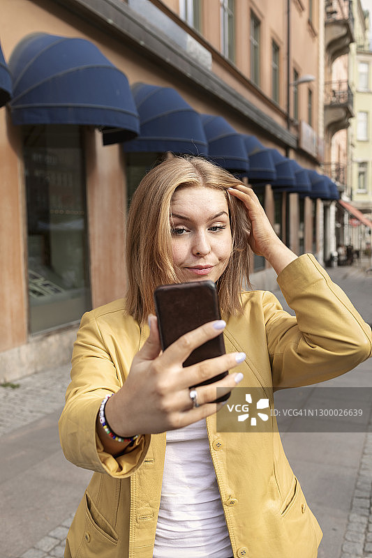 少女自拍图片素材