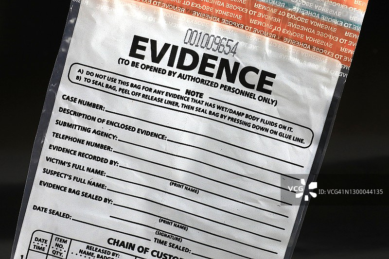 用于犯罪现场证据的执法袋图片素材