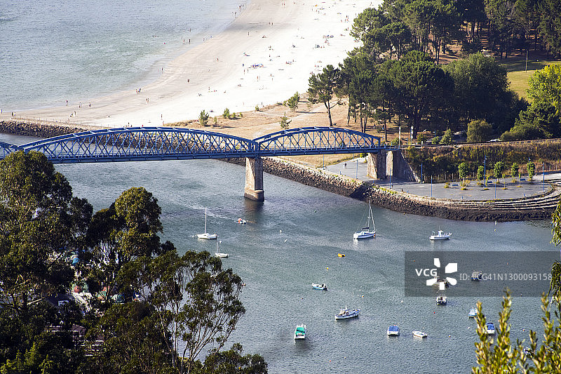西班牙加利西亚自治区科鲁尼亚省卡巴纳斯海滩特写图片素材