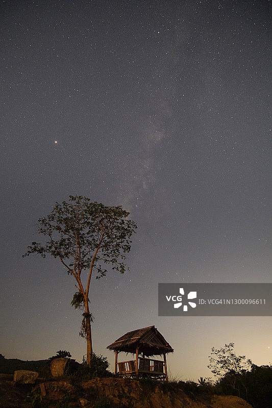 繁星闪烁的夜晚,图片素材