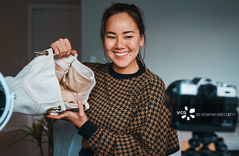 又是赠品派送时间！图片素材