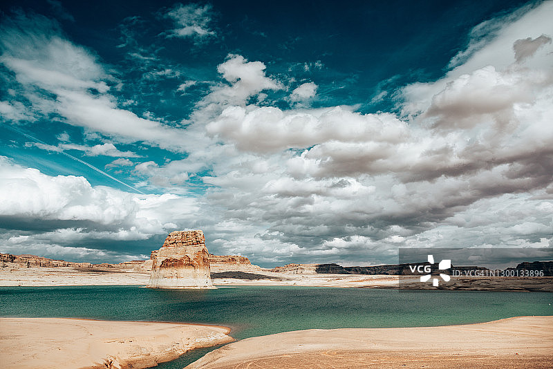 鲍威尔湖峡谷图片素材