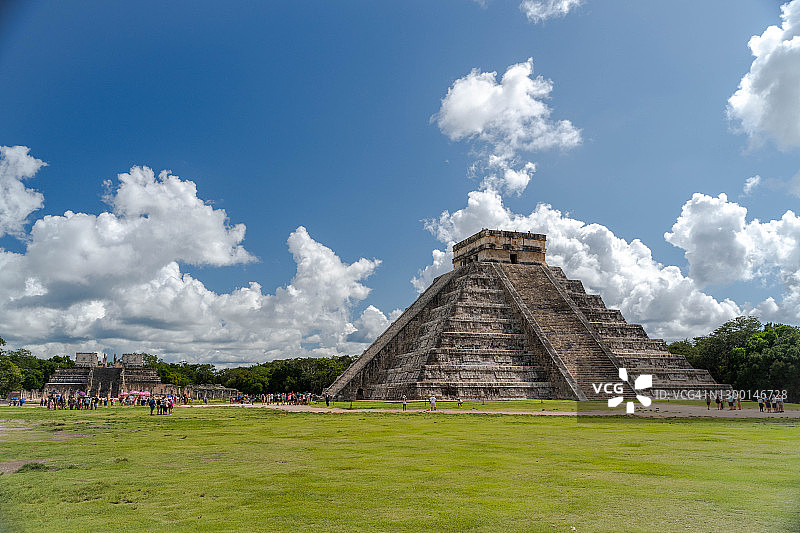 墨西哥尤卡坦州奇琴伊察库库尔坎神庙考古遗址图片素材