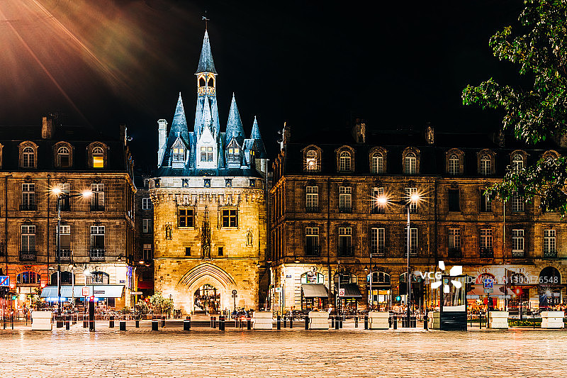 法国波尔多夜间街景照片图片素材