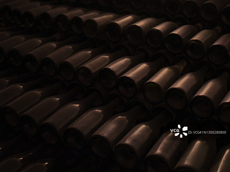 抽象酒瓶图片素材