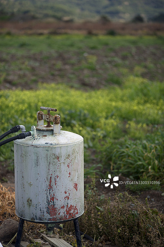 用于混合农用化学品的容器 - 农药或肥料图片素材