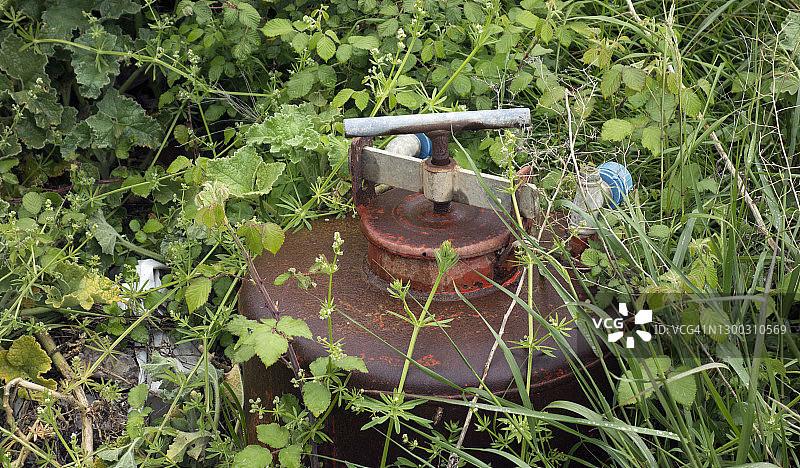 用于混合农用化学品的容器 - 农药或肥料图片素材