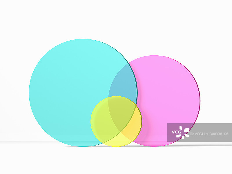 由彩色半透明几何形状组成的概念静物图片素材